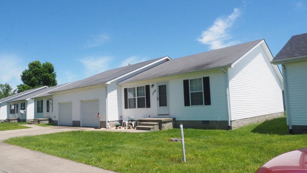 Laura Lane Apartments For Rent In Clarkson Kentucky 42726